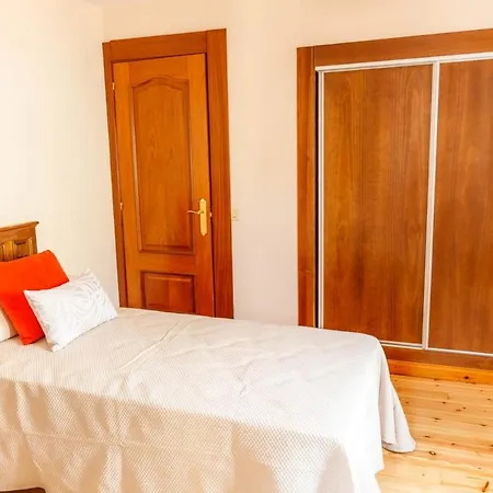 La Capitana 利亚内斯