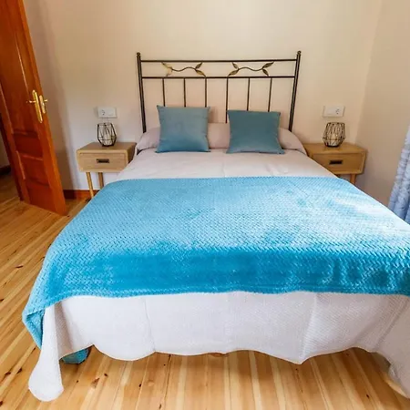 La Capitana * 利亚内斯