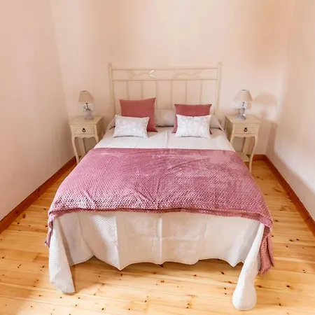 La Capitana * 利亚内斯