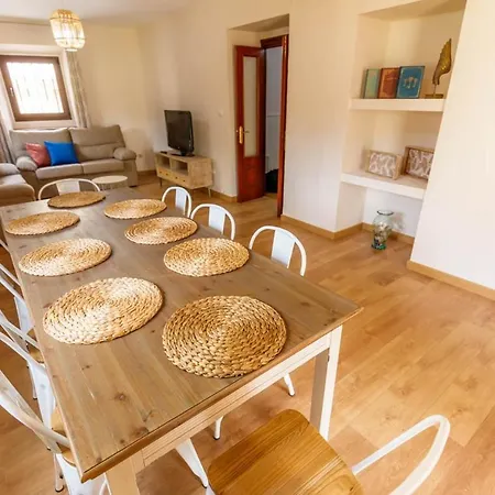 度假居 La Capitana 利亚内斯