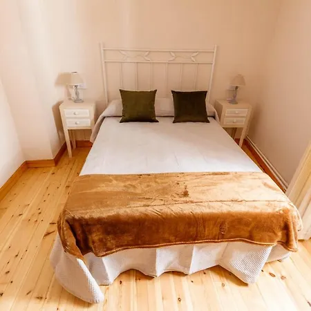 La Capitana 利亚内斯